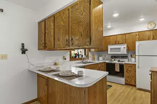 421 Patrick Ave, Waunakee, WI 53597 - Photo 11