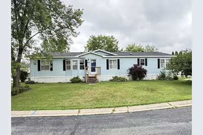 611 Opal Circle, Lannon, WI 53046 - Photo 1