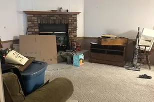 611 Opal Cir, Lannon, WI 53046 - Photo 5