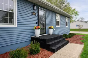 206 4th St, Belleville, WI 53508 - Photo 3