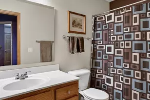 326 E Hill Pkwy, Madison, WI 53718 - Photo 19