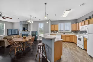 326 E Hill Pkwy, Madison, WI 53718 - Photo 15