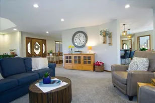 1801 Maplecrest Dr, Verona, WI 53593 - Photo 7