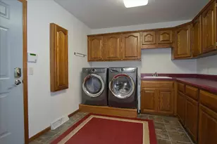 1801 Maplecrest Dr, Verona, WI 53593 - Photo 35