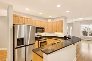 360 Washington Ave, Madison, WI 53703 - Photo 5