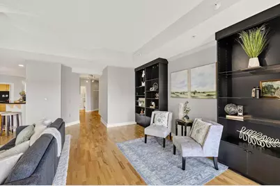 360 W Washington Avenue #415, Madison, WI 53703 - Photo 9