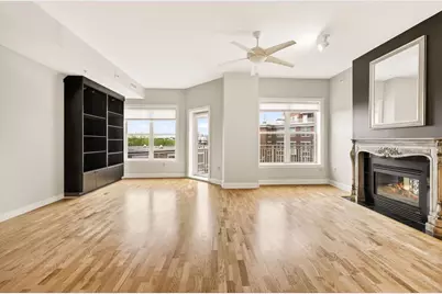 360 W Washington Avenue #415, Madison, WI 53703 - Photo 5