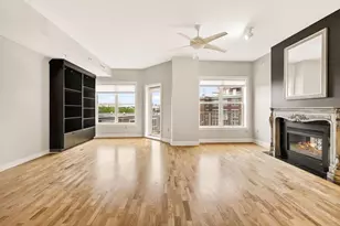 360 W Washington Ave, Madison, WI 53703 - Photo 5