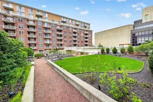 360 W Washington Ave, Madison, WI 53703 - Photo 37