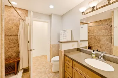 360 W Washington Avenue #415, Madison, WI 53703 - Photo 25