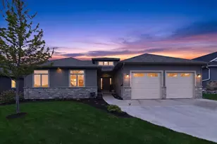 2025 Otteson Dr, Stoughton, WI 53589 - Photo 3