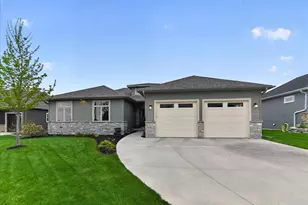 2025 Otteson Dr, Stoughton, WI 53589 - Photo 9