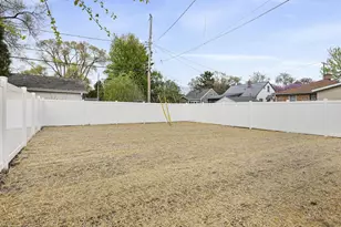 2830 Hoard St, Madison, WI 53704 - Photo 35