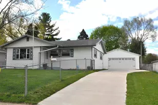 713 Nancy Ln, Madison, WI 53704 - Photo 7