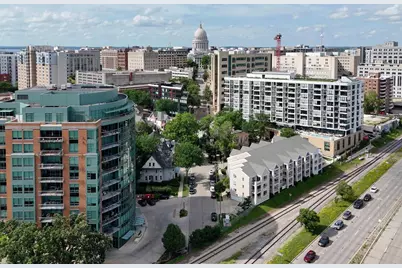 350 S Hamilton Street #1001, Madison, WI 53703 - Photo 69