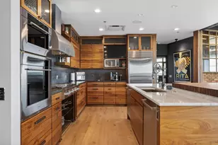 350 S Hamilton St, Madison, WI 53703 - Photo 7
