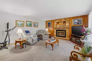 2149 Connies Ct, Appleton, WI 54914 - Photo 5