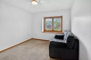 383 Sunnyview Ln, Marshall, WI 53559 - Photo 21