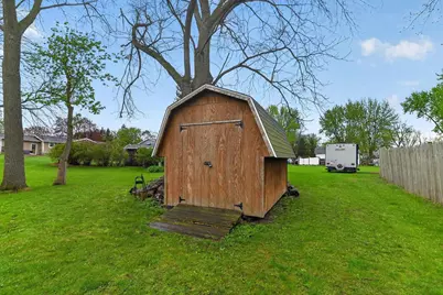 383 Sunnyview Lane, Marshall, WI 53559 - Photo 37