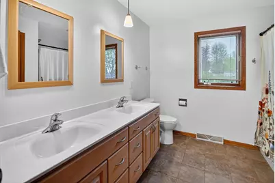 383 Sunnyview Lane, Marshall, WI 53559 - Photo 17