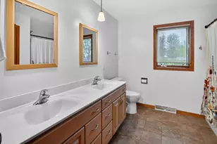 383 Sunnyview Ln, Marshall, WI 53559 - Photo 17