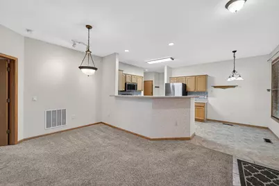 3356 Stone Creek Circle, Madison, WI 53719 - Photo 9
