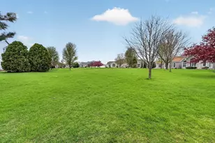 3356 N Stone Creek Cir, Madison, WI 53719 - Photo 29