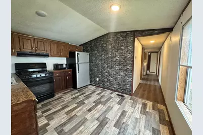 610 Commercial Avenue #603, Wisconsin Dells, WI 53965 - Photo 13