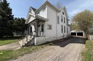 60-62 Tayco St, Menasha, WI 54952 - Photo 3