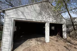 60-62 Tayco St, Menasha, WI 54952 - Photo 9