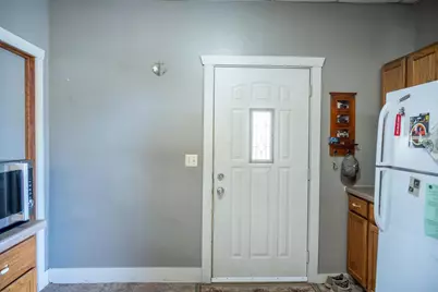 327 2nd Main Street, Elroy, WI 53929 - Photo 15