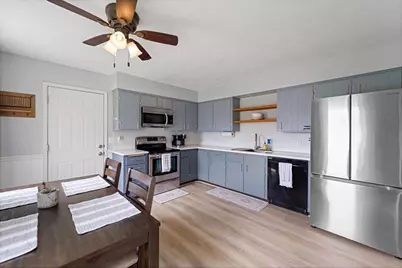 1502 Briar Lane, Sun Prairie, WI 53590 - Photo 7
