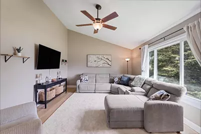 1502 Briar Lane, Sun Prairie, WI 53590 - Photo 3