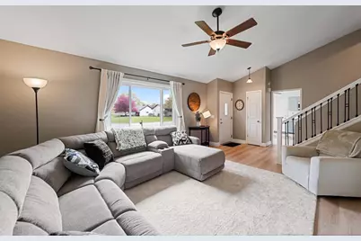 1502 Briar Lane, Sun Prairie, WI 53590 - Photo 5