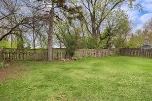 139 N Main St, Cottage Grove, WI 53527 - Photo 25