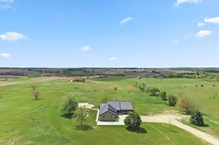 W5493 Center Rd, Monroe, WI 53566 - Photo 77