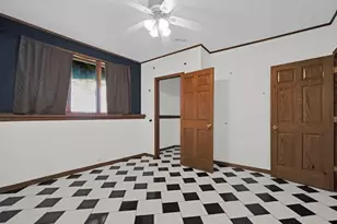 W5493 Center Rd, Monroe, WI 53566 - Photo 47