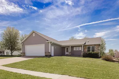 905 Heather Lane, Platteville,  53818 - Photo 1