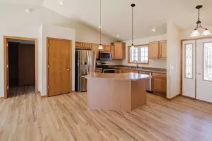 905 Heather Ln, Platteville,  53818 - Photo 9
