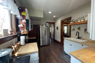408 7th St, Baraboo, WI 53913 - Photo 9