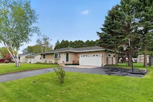 300 Prairie Ave, Lake Mills, WI 53551 - Photo 5