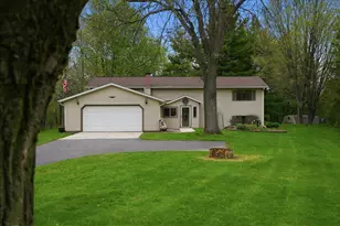 2012 Rathert Rd, Cottage Grove, WI 53527 - Photo 3
