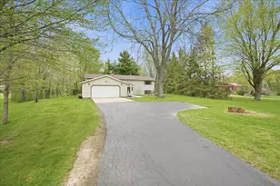 2012 Rathert Rd, Cottage Grove, WI 53527 - Photo 37