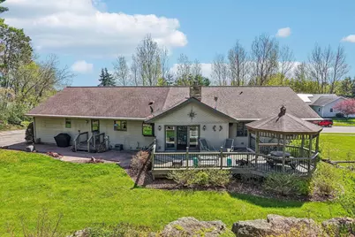 402 Derby Row, Reedsburg, WI 53959 - Photo 3