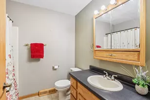 402 Derby Row, Reedsburg, WI 53959 - Photo 35