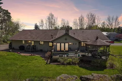 402 Derby Row, Reedsburg, WI 53959 - Photo 7