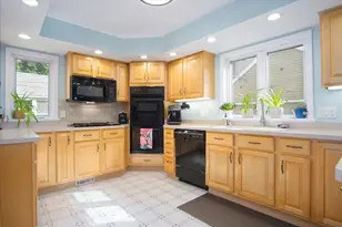 238 Kensington Dr, Madison, WI 53704 - Photo 15
