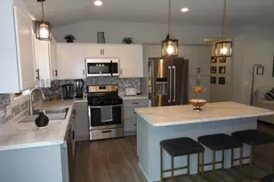 525 Eagle Ridge Ln, Portage, WI 53901 - Photo 17