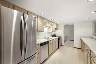 325 S Yellowstone Dr, Madison, WI 53705 - Photo 11