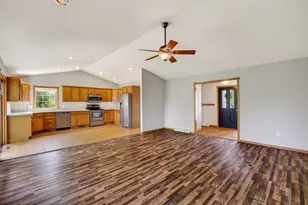 717 Avalon Rd, Columbus, WI 53925 - Photo 9